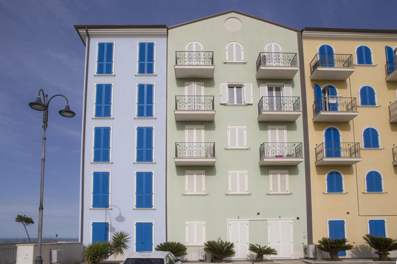 Rooms A Due Passi Dal Mare Porto Recanati Exterior foto