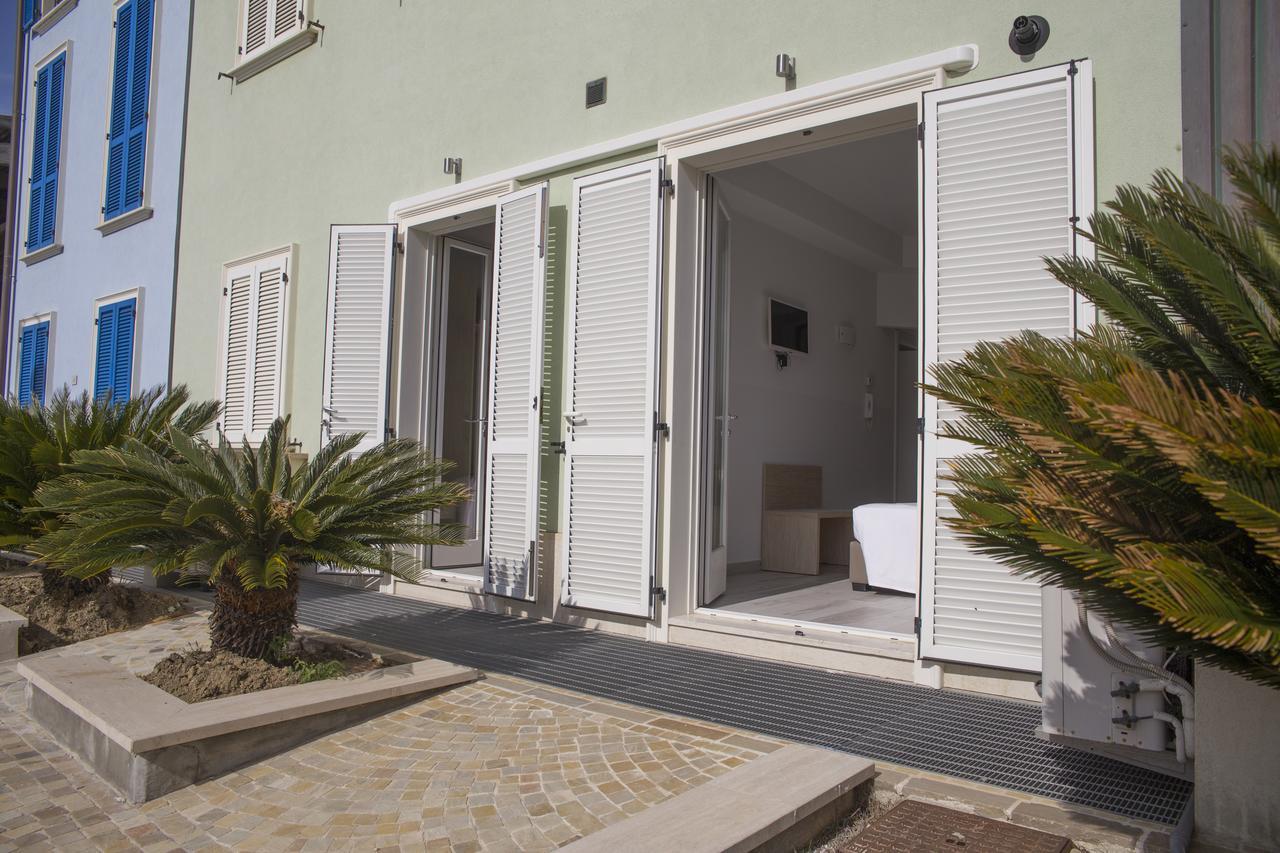 Rooms A Due Passi Dal Mare Porto Recanati Exterior foto